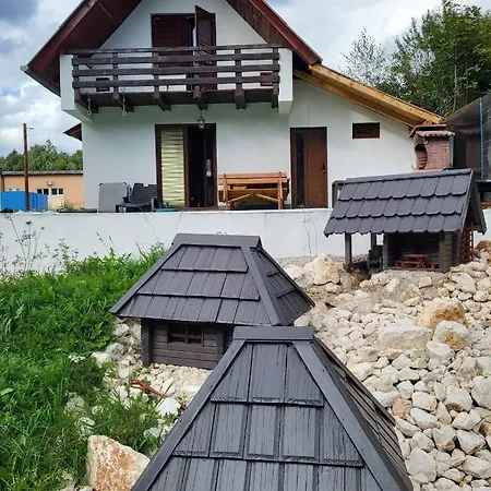 Oaza Mira- Kuca Sa Bazenom *