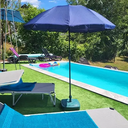 Oaza Mira- Kuca Sa Bazenom Holiday home *